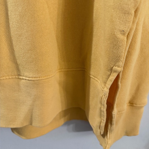 Time and Tru Small Viral Sweatshirts Bundle - Picture 3 of 9